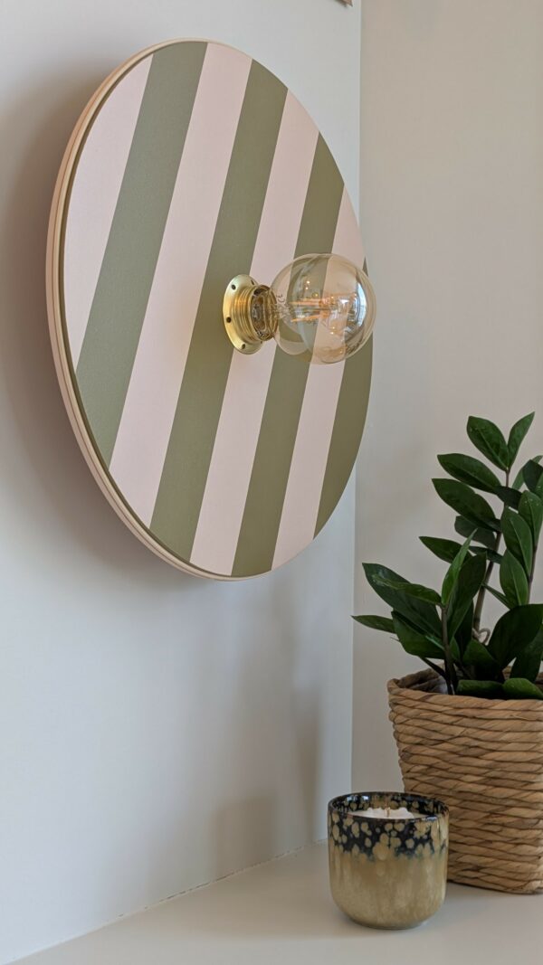 luminaire artisanal, bois rotin et napperon. Modèle unique 2 en 1. rayures
