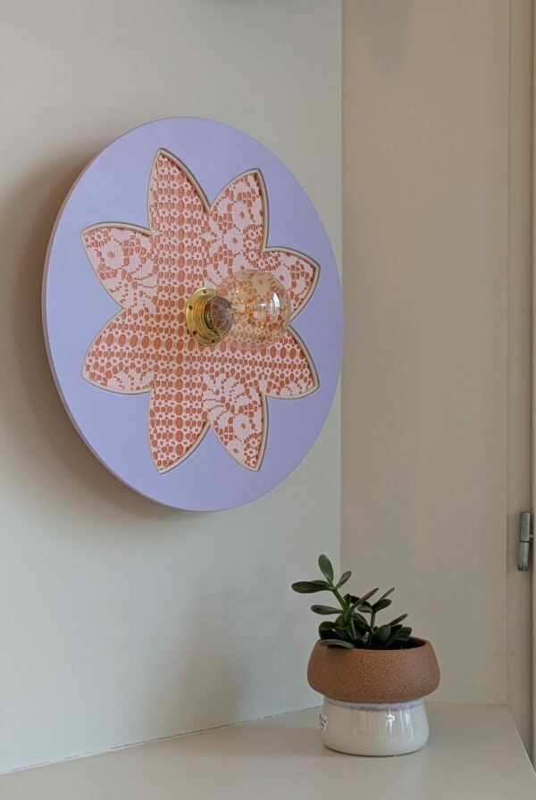 Luminaire unique artisanal. En bois napperon et rotin. 2 en 1
