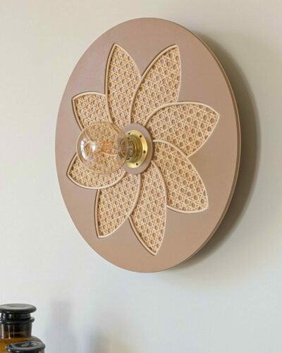 Luminaire fleur cannage bois rotin artisanal