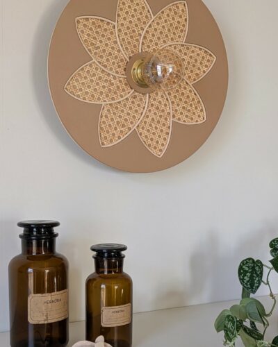 Luminaire fleur cannage bois rotin artisanal