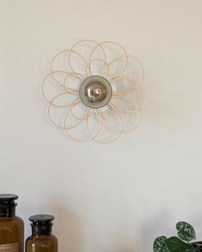 Luminaire fleur bois rotin artisanal