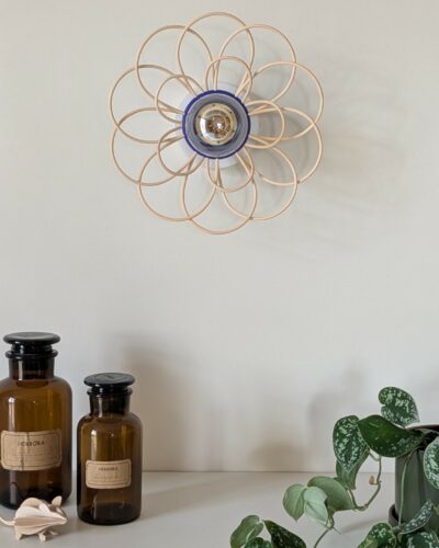 Luminaire fleur bois rotin artisanal