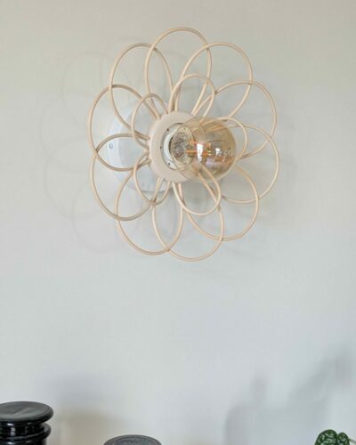 Luminaire fleur bois rotin artisanal